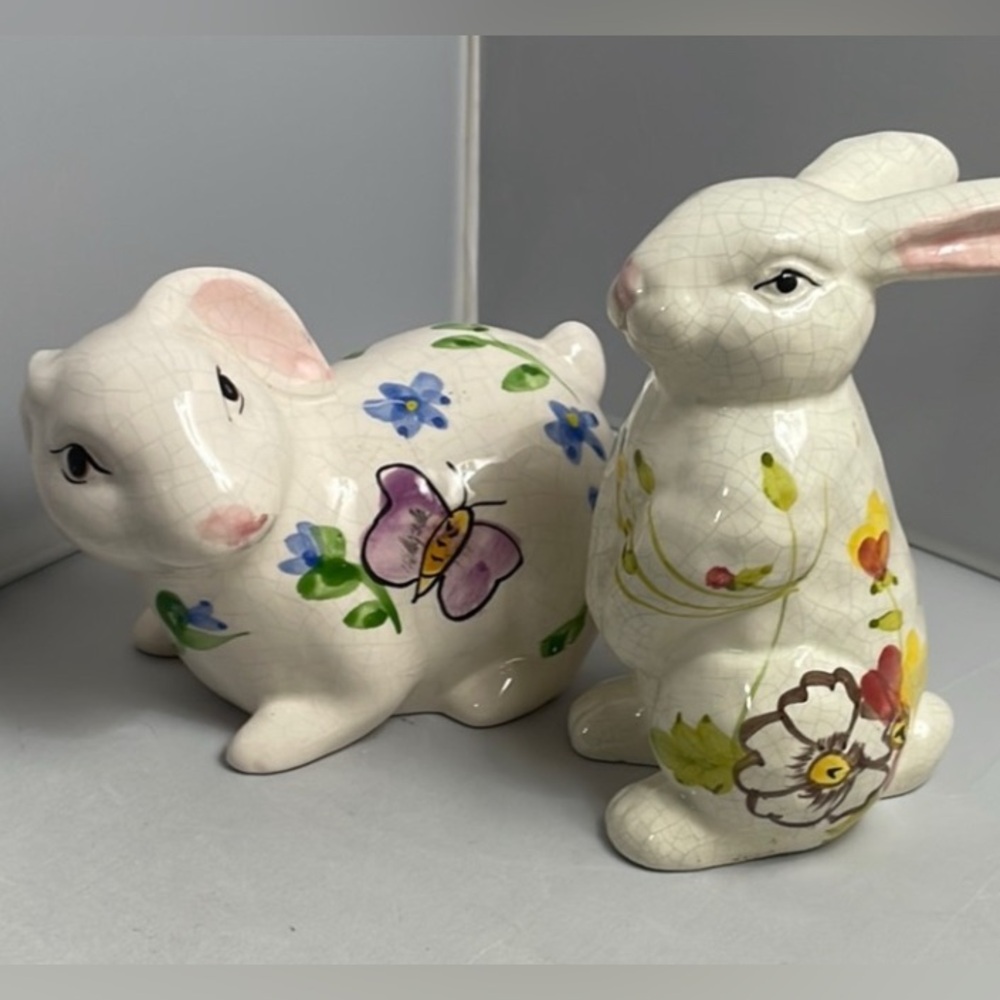 Pair Floral Ceramic Bunny Figurines Rustic Crazed‎ So Adorable!